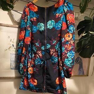Xhilaration multi-colored floral mini dress w/balloon sleeves & a zippered back